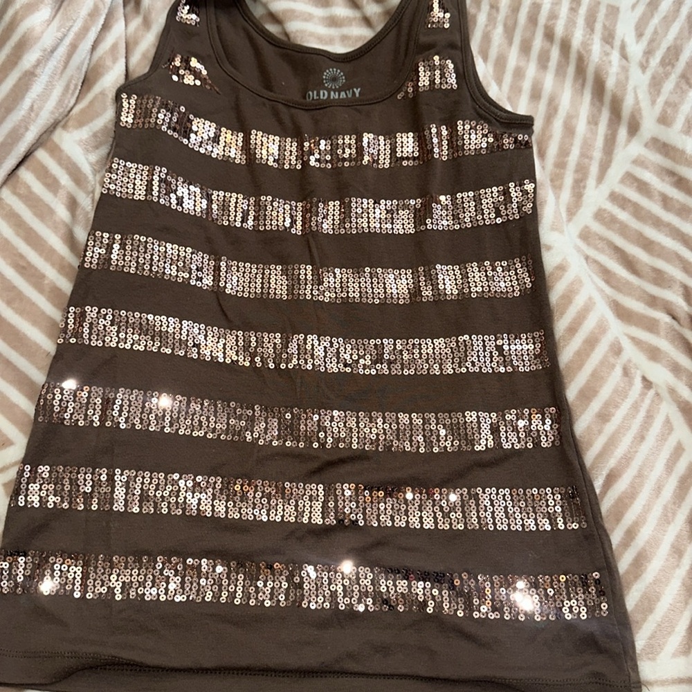 3 top bundle - Picture 2 of 4
